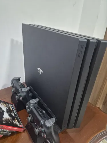 Playstation 4 pro destravado troco por s25 plus