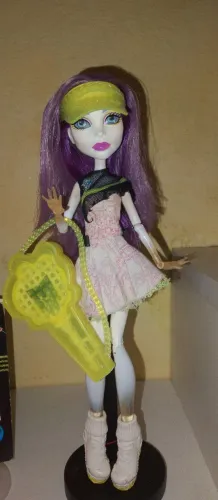 Boneca monstre hihg