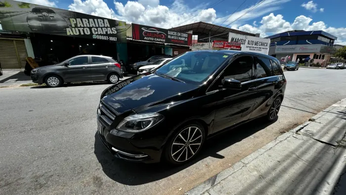 Mercedes-Benz Classe B 200 CGI 1.6 TB Sport 156cv AUT 2013