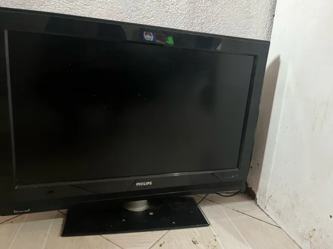 Tv Philips 38 polegadas