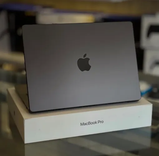Macbook M5 Pro 24Gb/1Tb 14.2? Preto Espacial - Novo