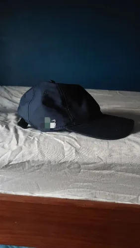 boné sport azul escuro importado