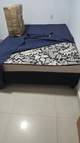 Vendo Cama Box Casal
