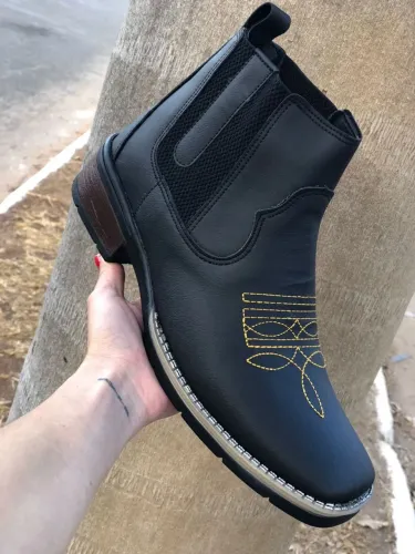 Bota vaqueiro 