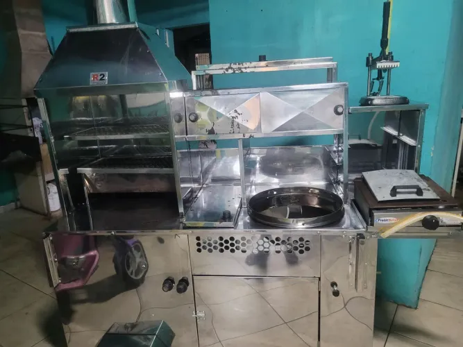Carrinho 3 em 1. ( Espetinhos, Pastéis, Cachorro Quente)