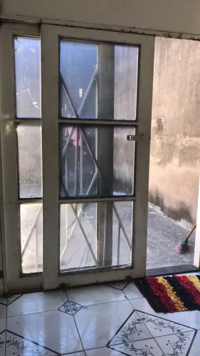 Portas de ferro