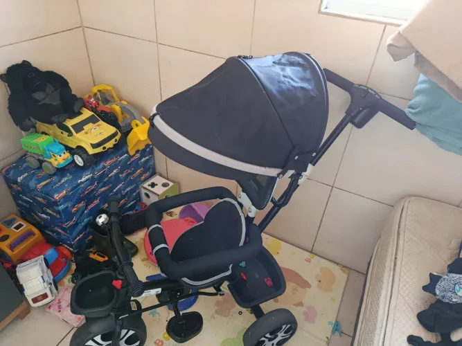 Carrinho triciclo 
