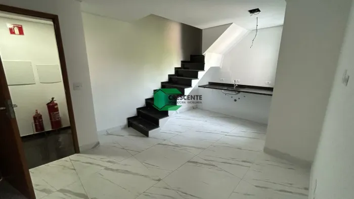 Cobertura nova no Jardim Utinga
