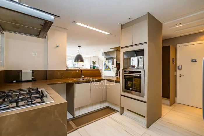 Cobertura duplex à venda no Bigorrilho - Curitiba