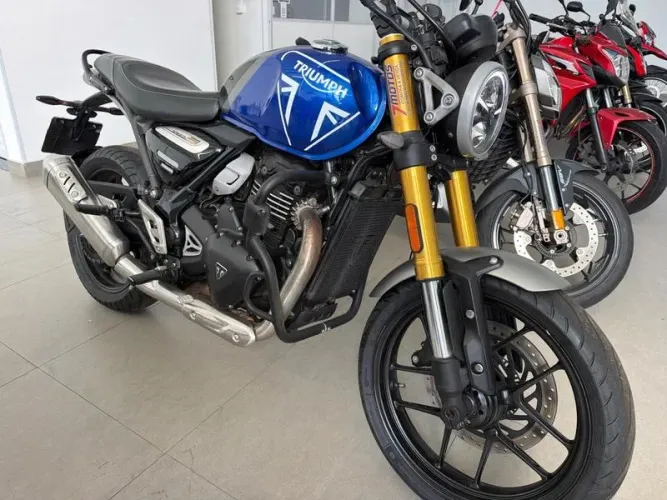 TRIUMPH SPEED 400 2025