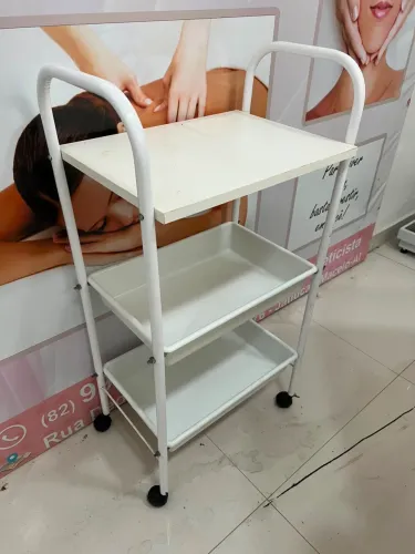 Vendo carrinho auxiliar de estetica