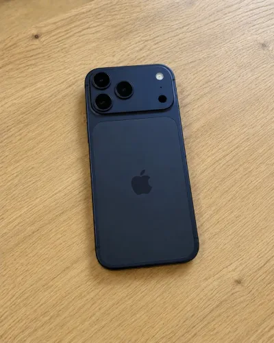 iPhone 17 pro MAX 256 8 meses de uso 98% bateria