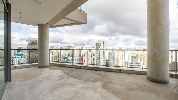 Cobertura com piscina 559.36 m², 5 quartos sendo 4 suítes à venda no bairro Vila Nova Conc