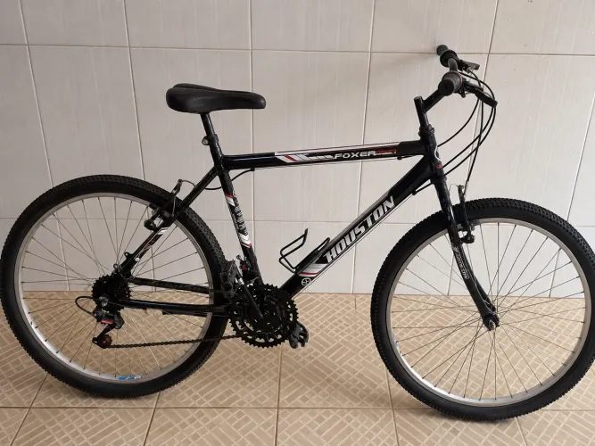 Bicicleta Aro 26 em Ótimo Estado de Conservação