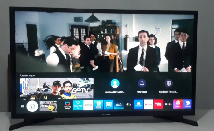 VENDO TV SMART SAMSUNG TIZEN 32' COMPLETA