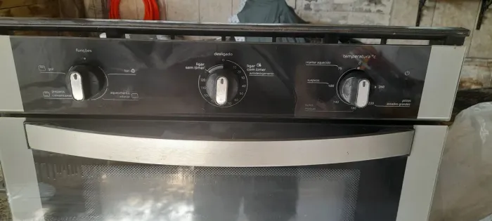 Forno Elétrico de Embutir Consul 84L 220V com Grill e Timer