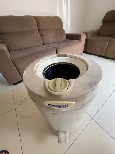 Centrífuga em ótimo estado - funcionando perfeitamente!