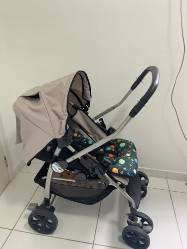 Carrinho de passeio Burigotto AT6K