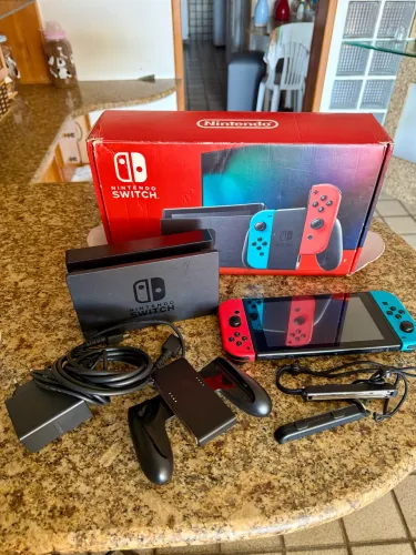 Nintendo Switch V2 Neon + Dock + Joy-Con Original - Completo