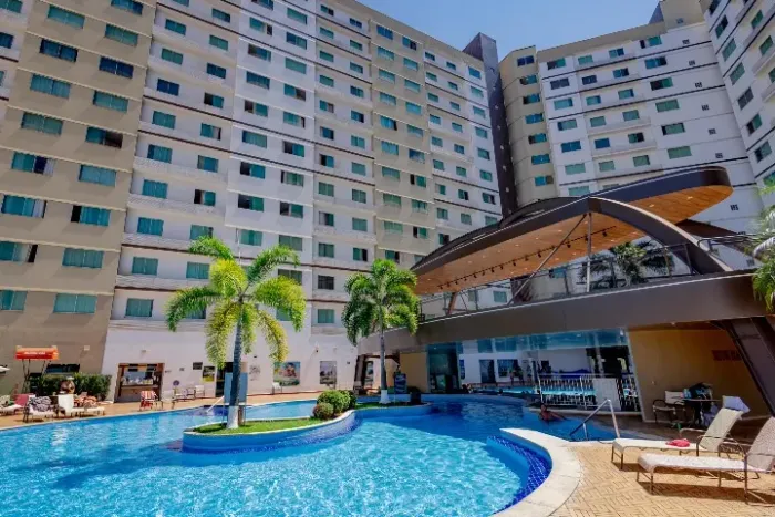Flat no Hotel Riviera Park | Ao Lado do Shopping Singapura | Financiável