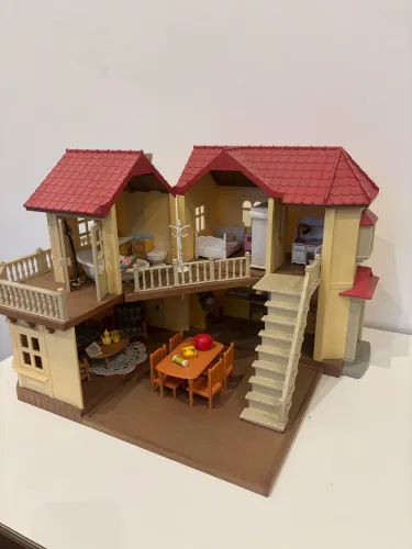 Sylvanian families casa mobiliada 