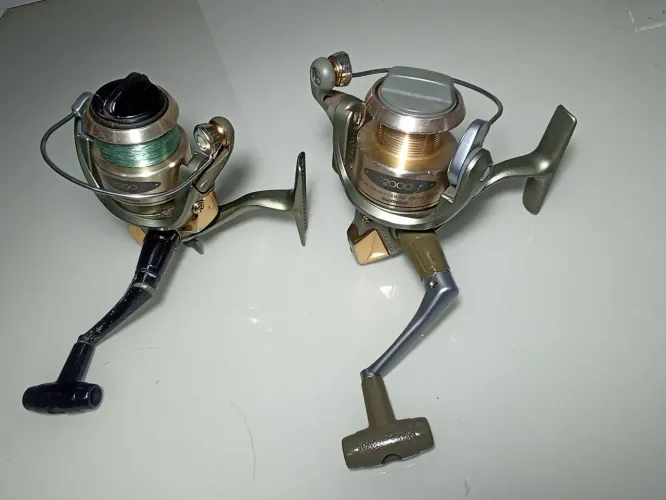 2 Molinetes Shimano Symetre 2000 FH Japão