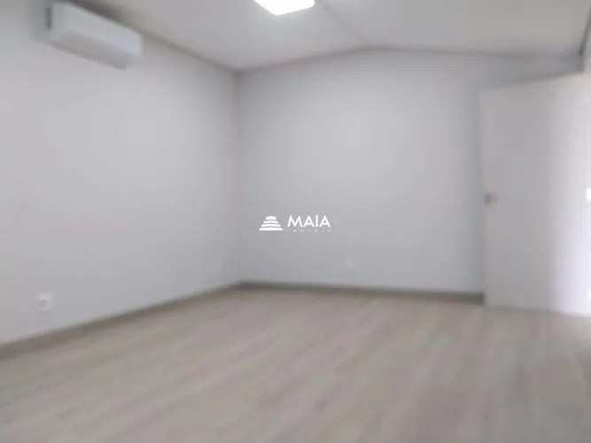 Salas Comerciais para alugar no bairro Santa Marta