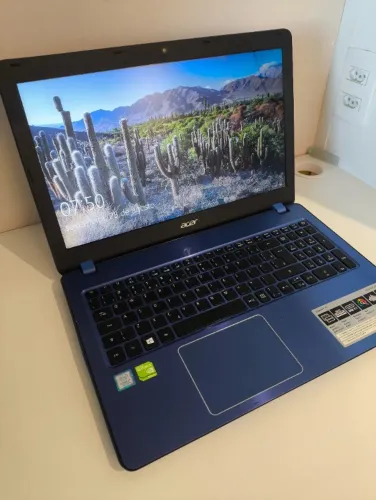 Notebook Acer i7 7ª Ger. 16GB RAM SSD+HD Placa de Vídeo dedicada