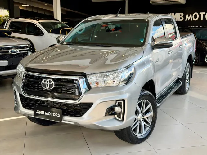 Toyota Hilux CD SRV 4X4 2.8 TDI Diesel Aut. 2020