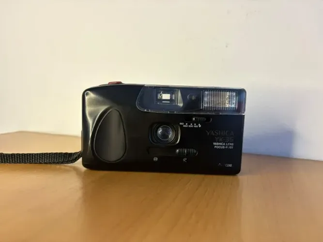 Camera Analogica Yashica Lens Yk-35 (35mm) Funcionando (Usado)