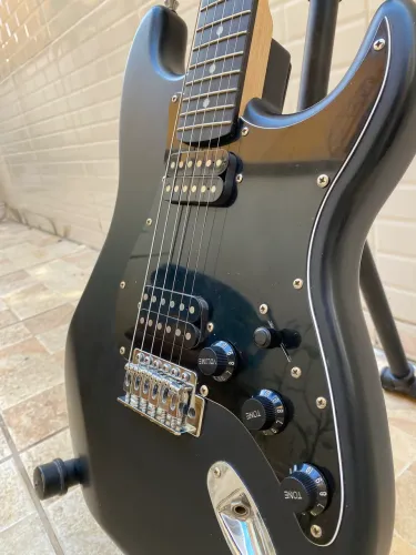 Guitarra Giannini G-102 preta + Capa 