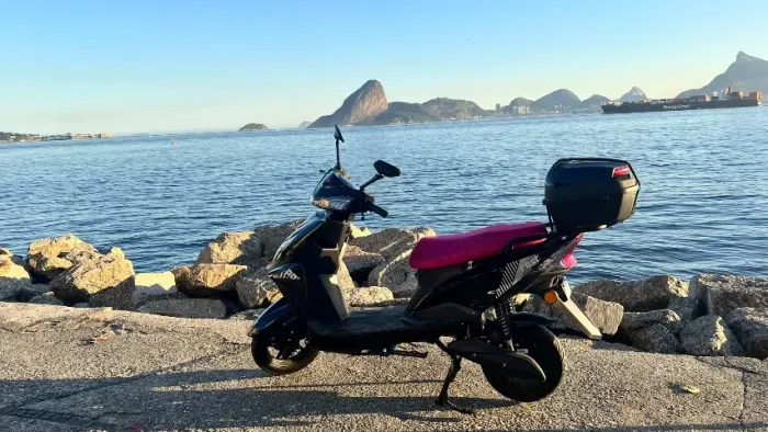 Moto elétrica SEMI NOVA 