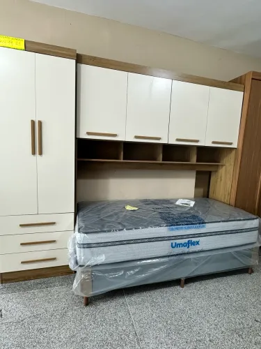 Guarda roupa com ponte de solteiro