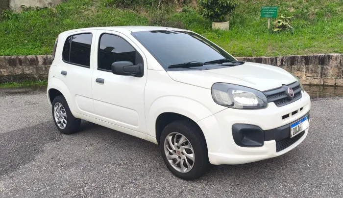 Fiat Uno Attractive 1.0 EVO Fire Flex 8V 5P 2020
