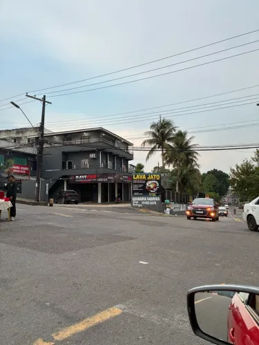 ? ALUGA-SE PONTO COMERCIAL DE ESQUINA NA PRINCIPAL - R$ 3.300,00