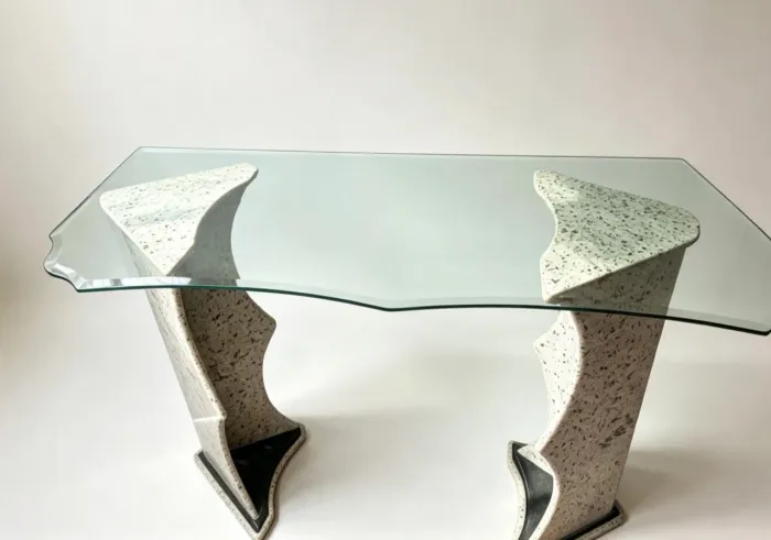 Mesa de entrada vidro temperado e base de granito