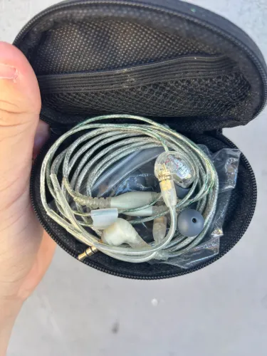FONE SHURE SE215 SEMINOVO EM PERFEITO ESTADO