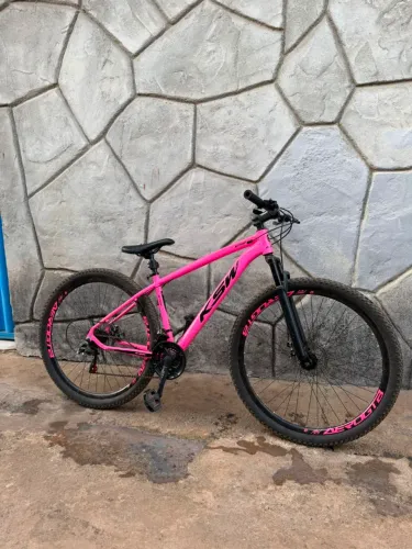 Bicicleta para passeio em ótimas condições