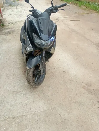 VENDO NMAX 160 2018 EM DIA VALOR 12 MIL