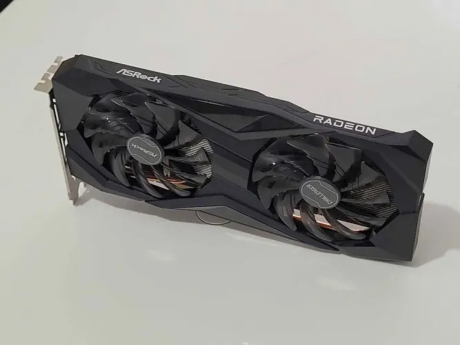 Placa de Vídeo ASRock RX 6600 8GB, Excelente Estado