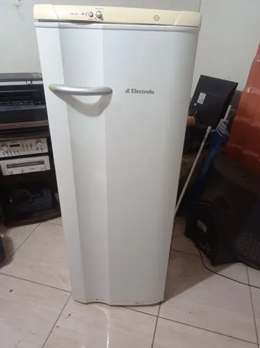 Geladeira Eletrolux RE 29