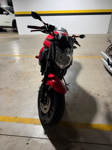 Vende-se XJ6 2012 em excelente estado