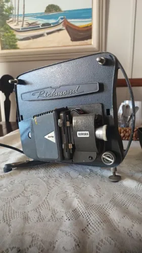 Projetor Richmond Aurora Super 8 Vintage Japonês
