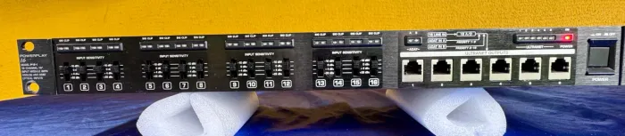 Powerplay 16 Behringer Conversor AD/DD P16-I rack