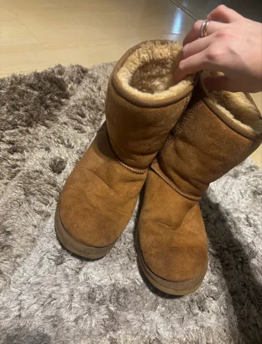 Bota Ugg 