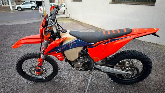 Vendo KTM 250 ano 2022 enduro