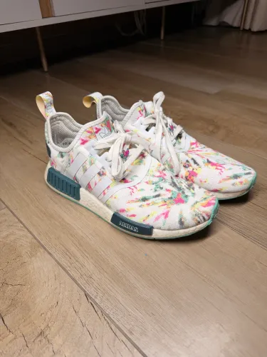 Adidas NMD_R1 Watercolor (Raro no Brasil)