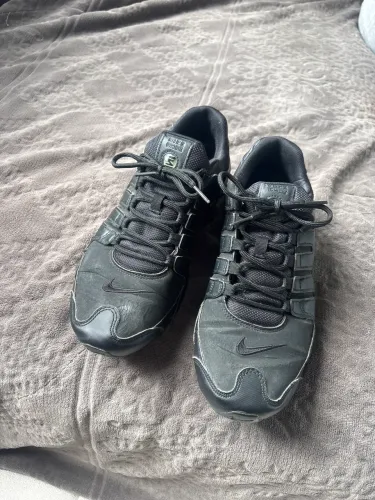Nike Shox NZ 42 