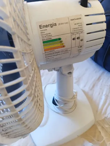 Vende-se esse ventilador de 30 cm todo bom imbui