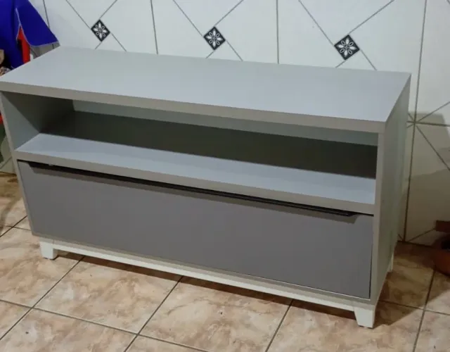 Rack com porta.